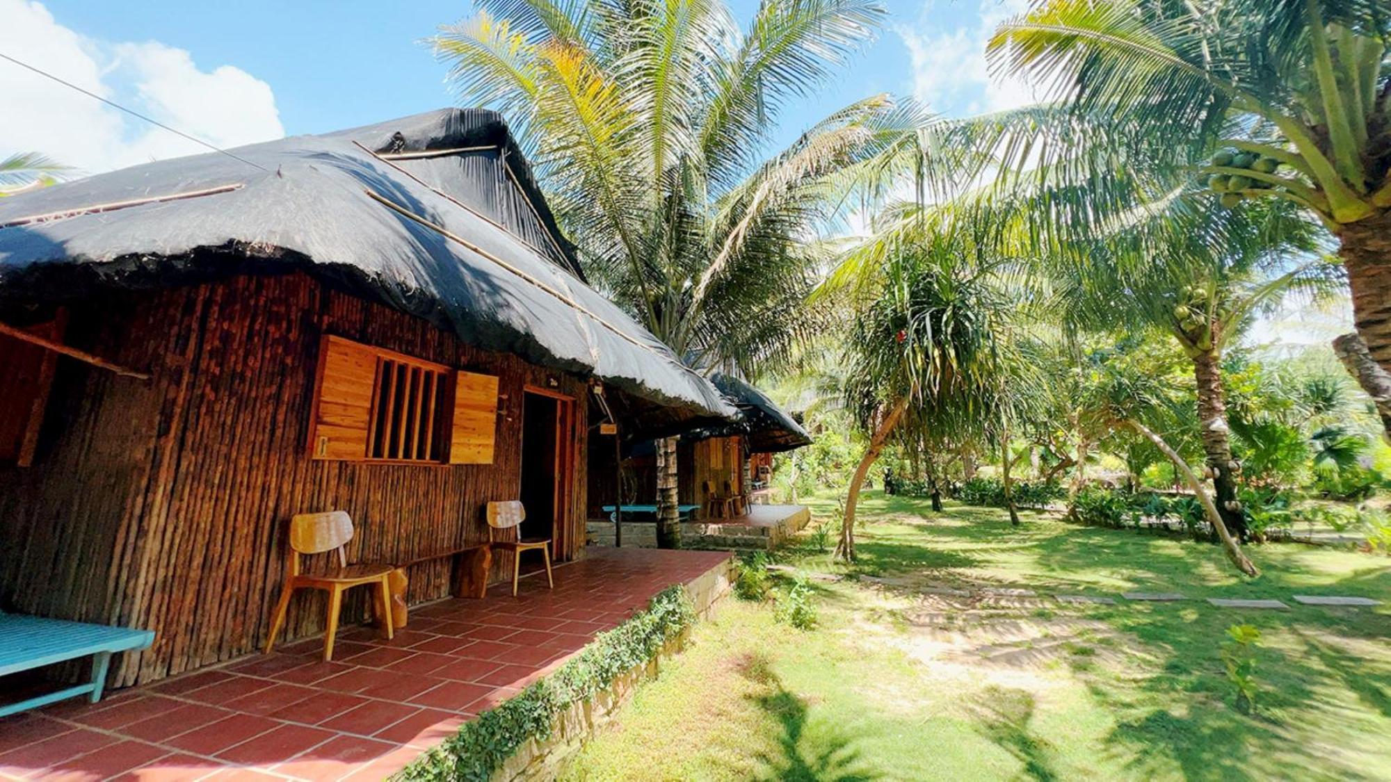 Me Bungalow Beach Resort Фантхьет Экстерьер фото