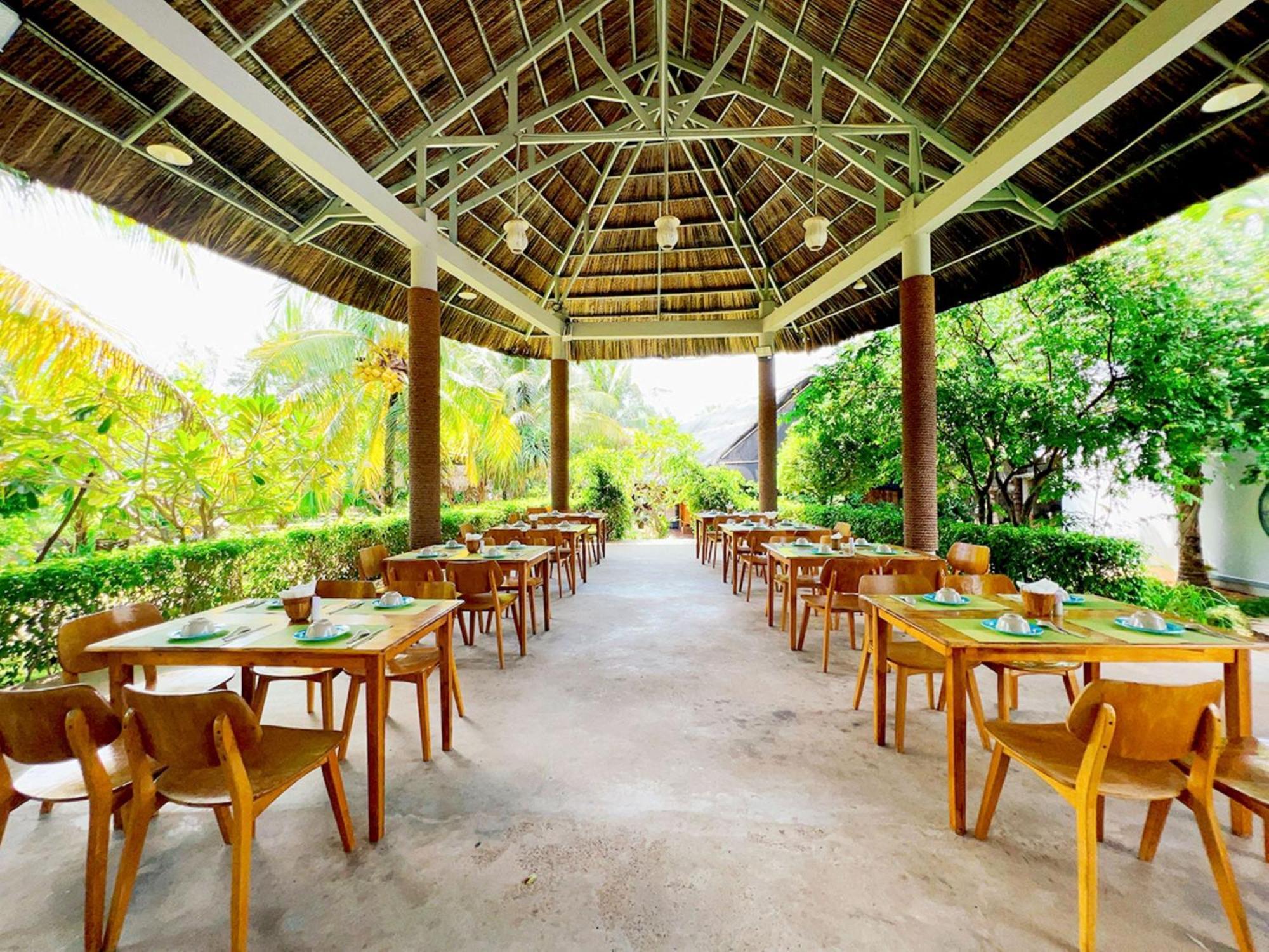 Me Bungalow Beach Resort Фантхьет Экстерьер фото