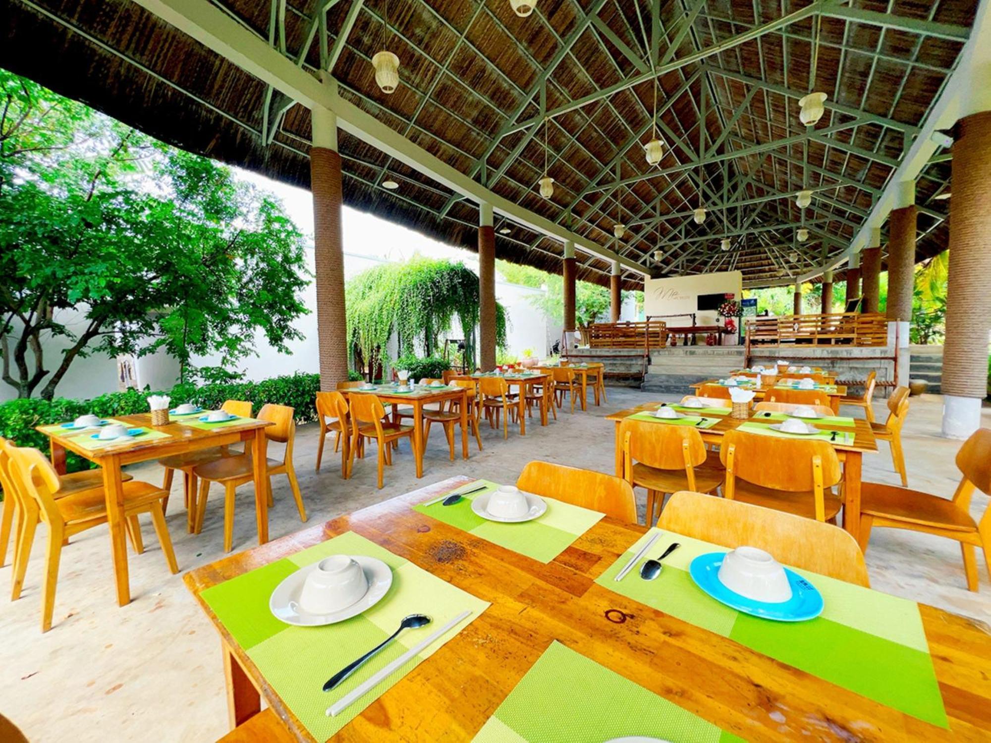 Me Bungalow Beach Resort Фантхьет Экстерьер фото