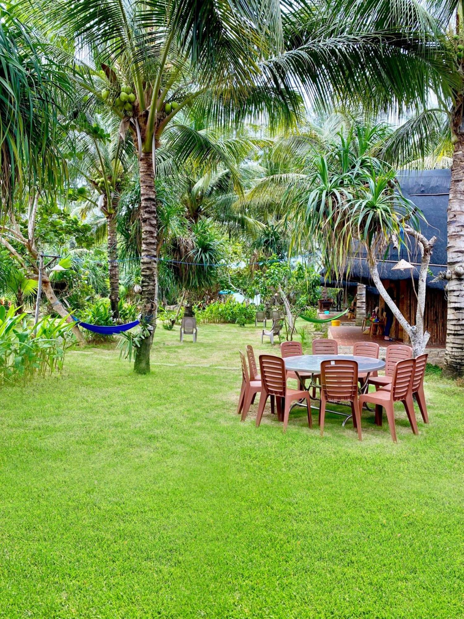 Me Bungalow Beach Resort Фантхьет Экстерьер фото